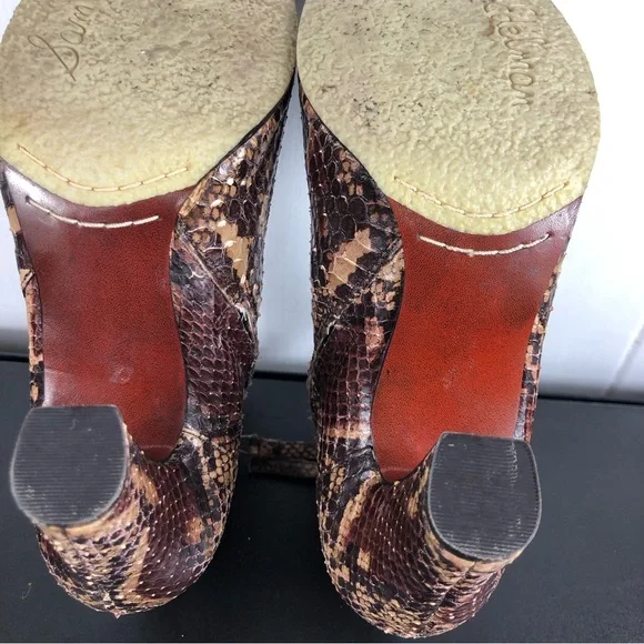 Sam Edelman Salina Snakeskin Leather Bootie Sz 7 1/2 - Picture 9 of 14